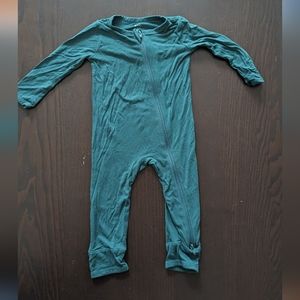 Kyte Baby Zippered Romper Pajama (6-12 mo) in Emerald